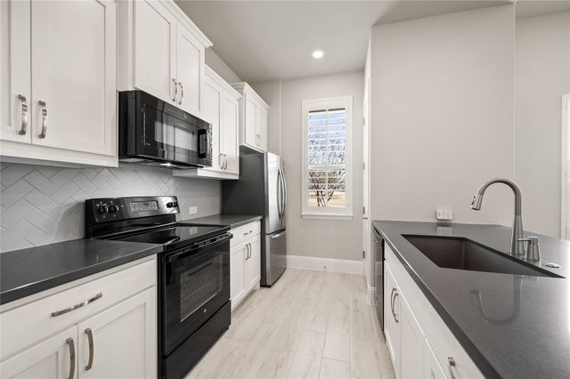 816 Gallant Fox Trail, Keller, TX 76248