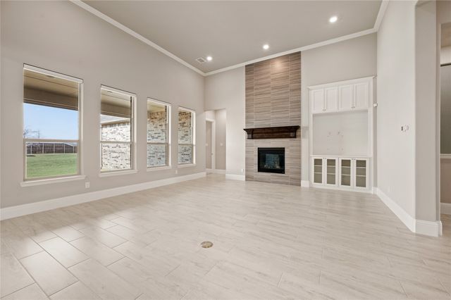 816 Gallant Fox Trail, Keller, TX 76248