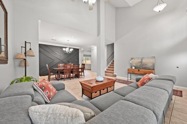 1212 Cardinal LN, Round Rock, TX 78681