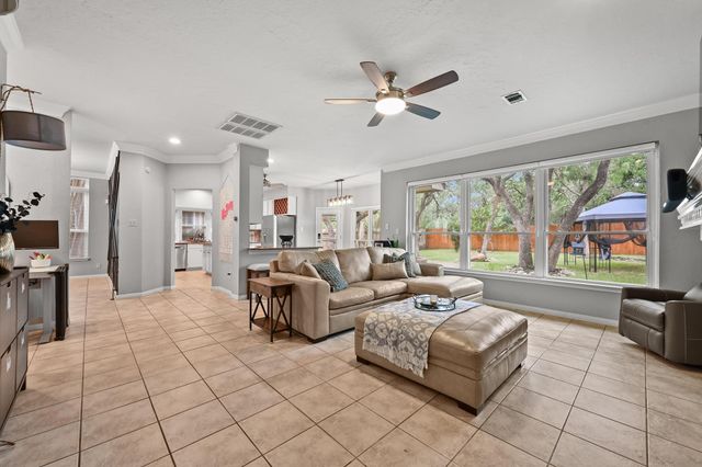 1212 Cardinal LN, Round Rock, TX 78681