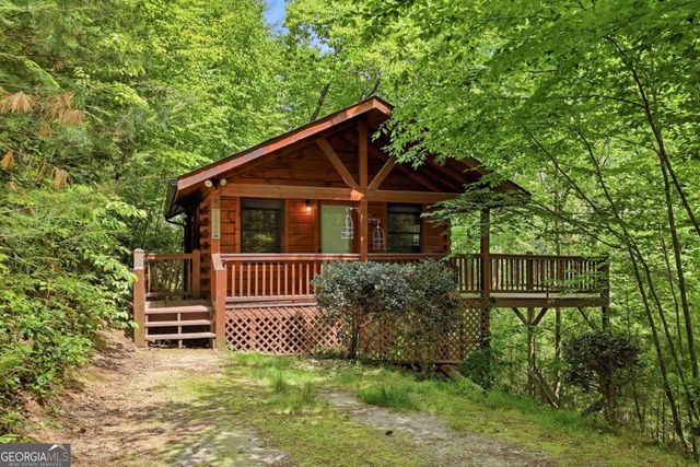37 Dean Court, Blue Ridge, GA 30513