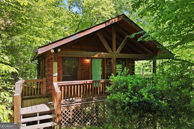 37 Dean Court, Blue Ridge, GA 30513