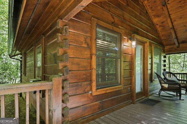 37 Dean Court, Blue Ridge, GA 30513