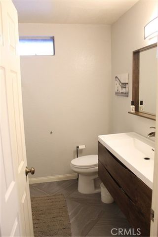 906 Brandywine, Eastvale, CA 92880