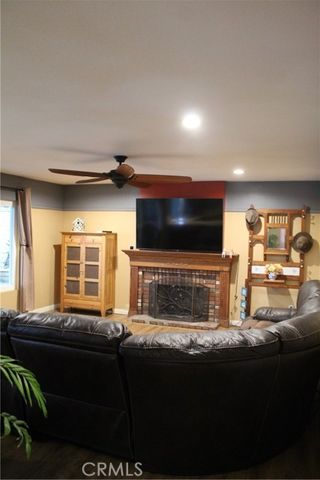 906 Brandywine, Eastvale, CA 92880