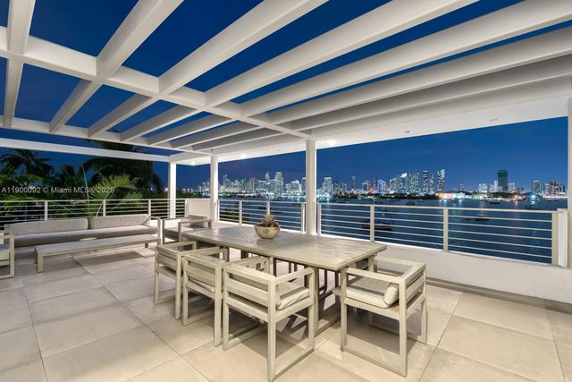 440 S Hibiscus Dr, Miami Beach, FL 33139