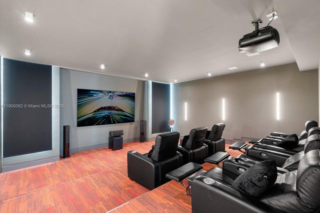 440 S Hibiscus Dr, Miami Beach, FL 33139