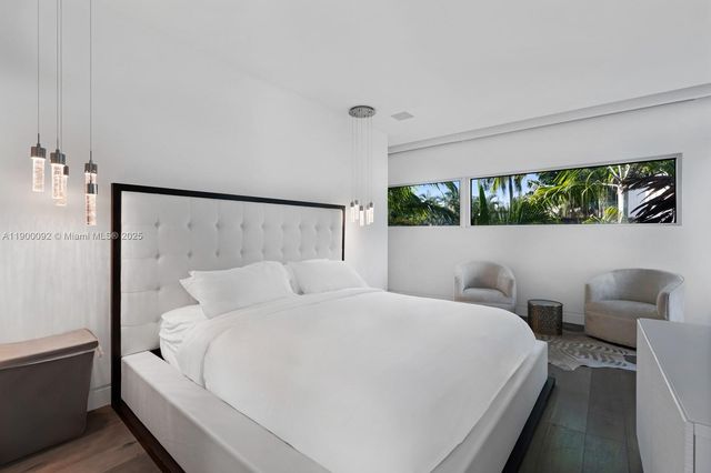 440 S Hibiscus Dr, Miami Beach, FL 33139