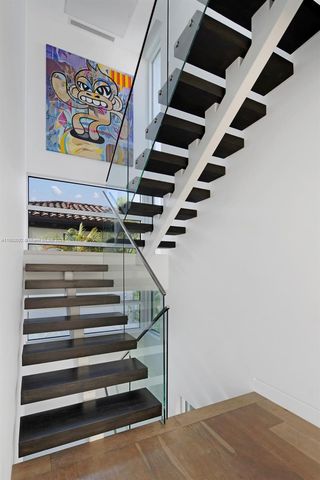 440 S Hibiscus Dr, Miami Beach, FL 33139