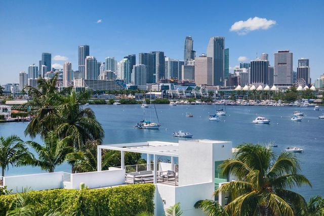 440 S Hibiscus Dr, Miami Beach, FL 33139