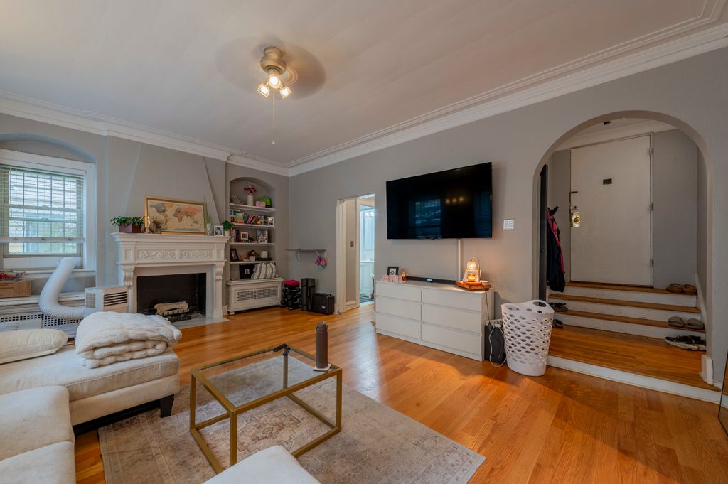 2730 N PINE GROVE Avenue G, Chicago, IL 60614 — photo 3