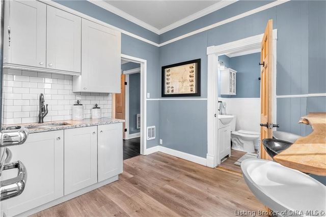1832 Ekin Avenue, New Albany, IN 47150