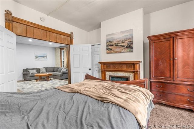 1832 Ekin Avenue, New Albany, IN 47150
