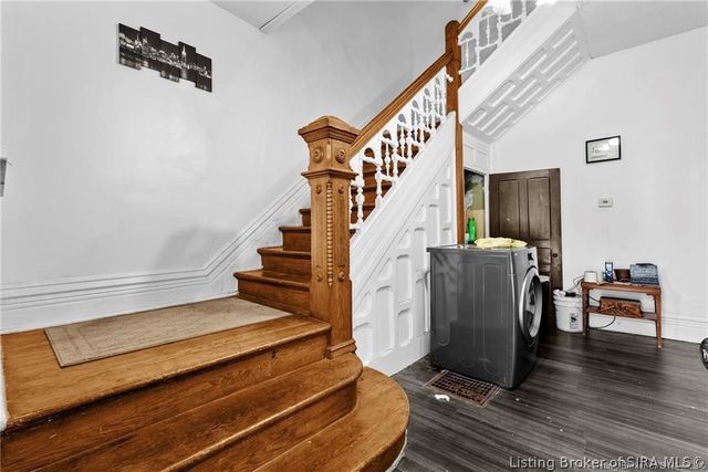 1832 Ekin Avenue, New Albany, IN 47150
