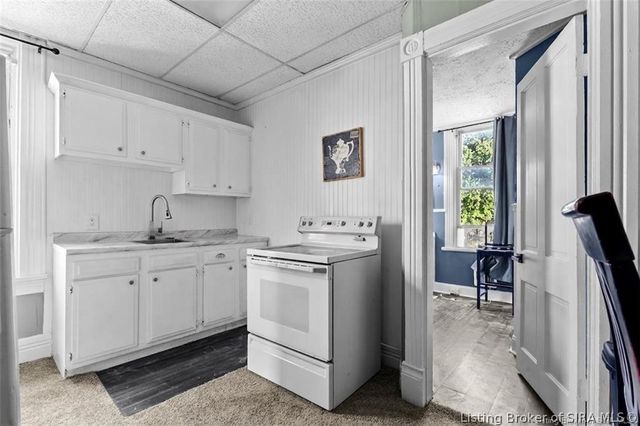 1832 Ekin Avenue, New Albany, IN 47150