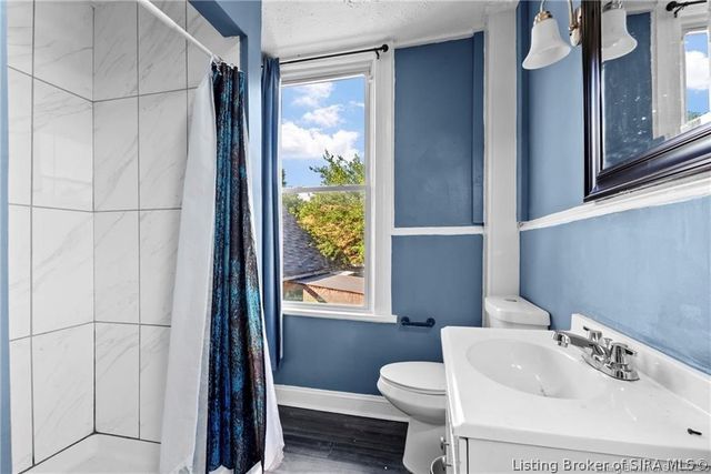 1832 Ekin Avenue, New Albany, IN 47150