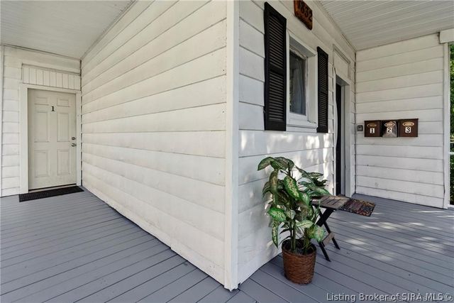 1832 Ekin Avenue, New Albany, IN 47150