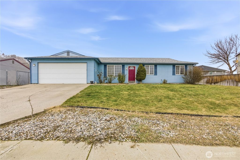 1720 Lincoln Park Circle, Wenatchee, WA 98801