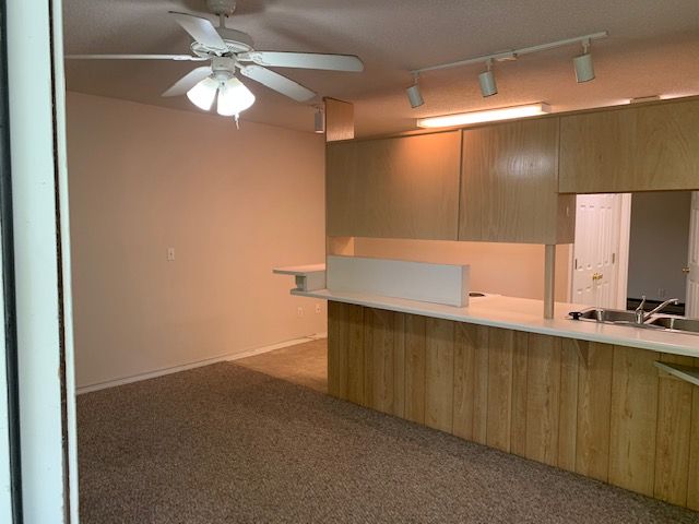 628 N Oakland Avenue 6, Fayetteville, AR 72701