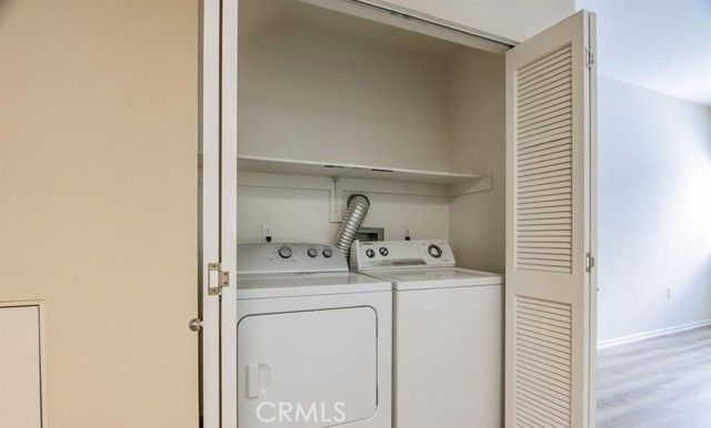 2864 Sunset 205, Los Angeles, CA 90005