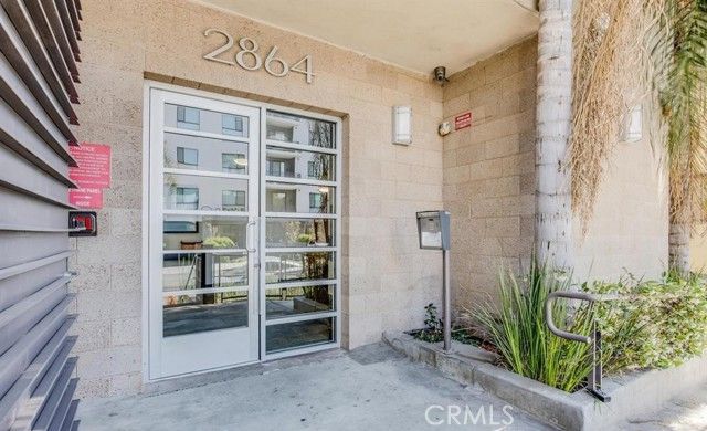 2864 Sunset 205, Los Angeles, CA 90005