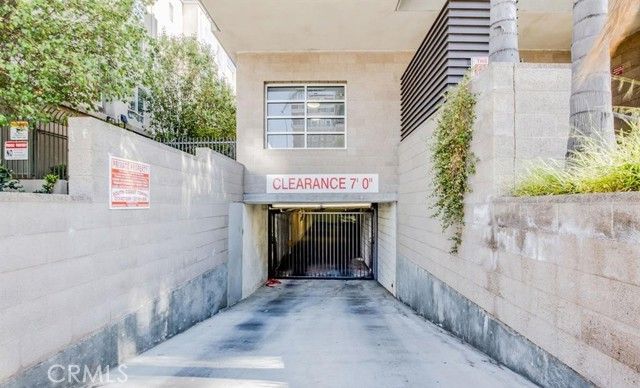 2864 Sunset 205, Los Angeles, CA 90005