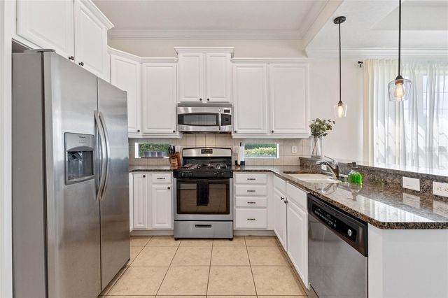 1524 EUSTON DR, Kissimmee, FL 34747
