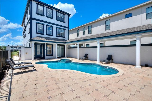1524 EUSTON DR, Kissimmee, FL 34747