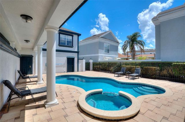 1524 EUSTON DR, Kissimmee, FL 34747