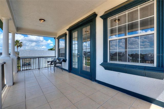 1524 EUSTON DR, Kissimmee, FL 34747