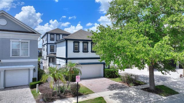 1524 EUSTON DR, Kissimmee, FL 34747