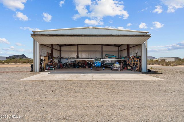 48235 N 513TH Avenue, Aguila, AZ 85320