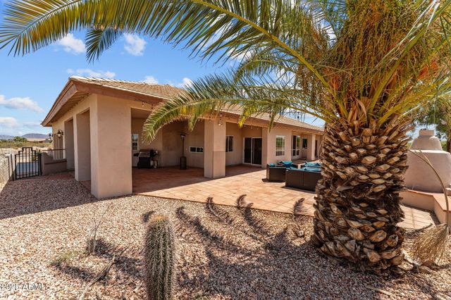 48235 N 513TH Avenue, Aguila, AZ 85320