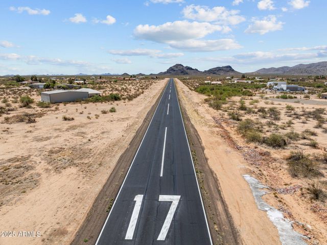 48235 N 513TH Avenue, Aguila, AZ 85320