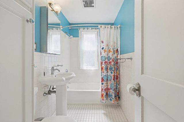 39 Sedgwick St 1, Boston, MA 02130