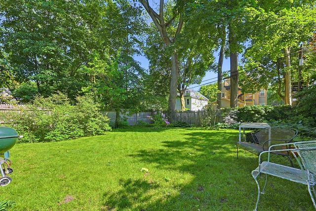 39 Sedgwick St 1, Boston, MA 02130
