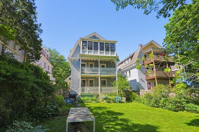 39 Sedgwick St 1, Boston, MA 02130