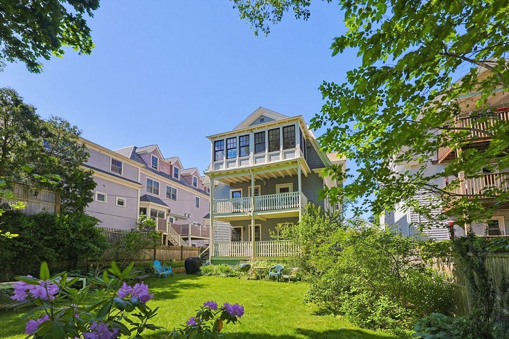 39 Sedgwick St 1, Boston, MA 02130