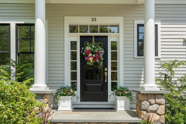 33 Hickory Rd, Wellesley, MA 02482
