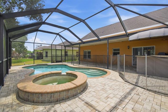 6409 BRIDGECREST DRIVE, Lithia, FL 33547