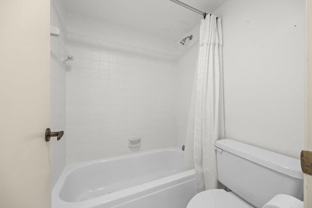 806 SE Central Parkway 6, Stuart, FL 34994