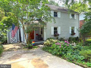 117 S ABERDEEN ST, Arlington, VA 22204