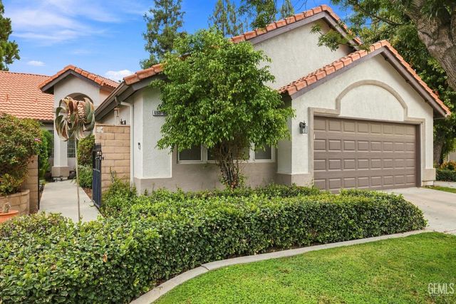 6901 Courtside Circle 19, Bakersfield, CA 93309