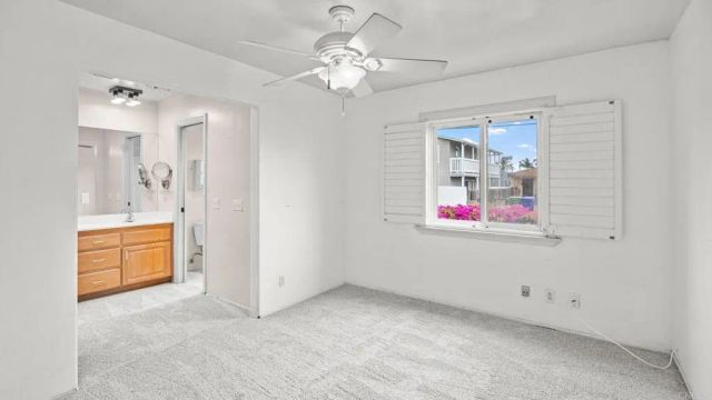 402 Santa Barbara Street, Oceanside, CA 92058