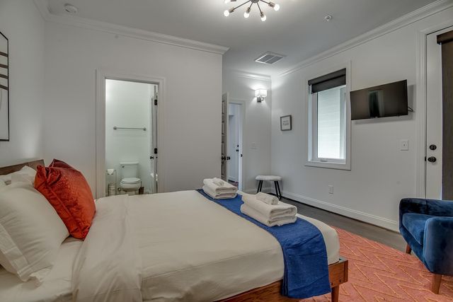 2125 Acklen Ave Unit B, Nashville, TN 37212