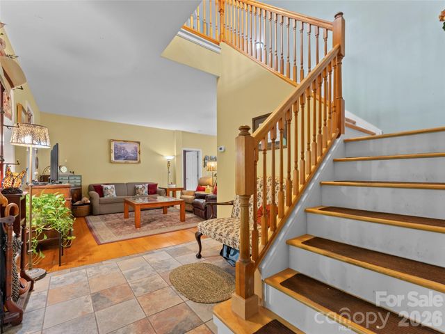 103 Old Southside Road, Saluda, NC 28773