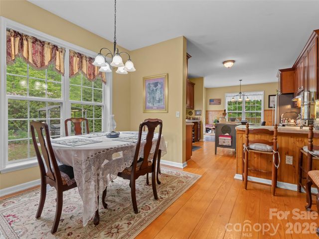103 Old Southside Road, Saluda, NC 28773