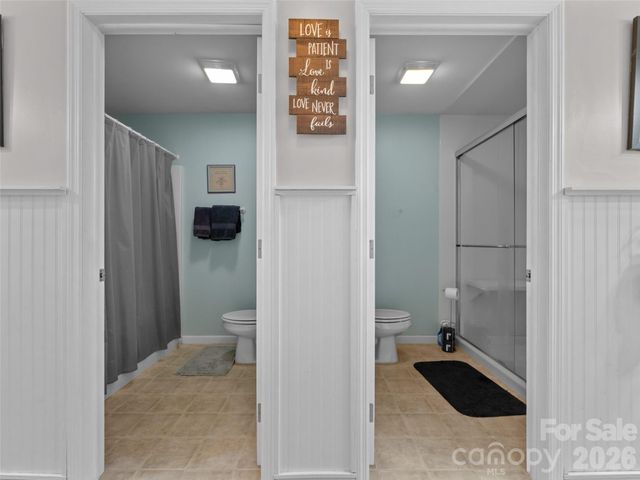 103 Old Southside Road, Saluda, NC 28773