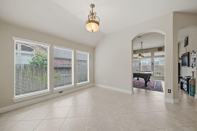 527 Jordan Creek Court, League City, TX 77573