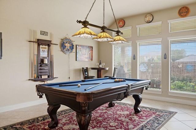 527 Jordan Creek Court, League City, TX 77573